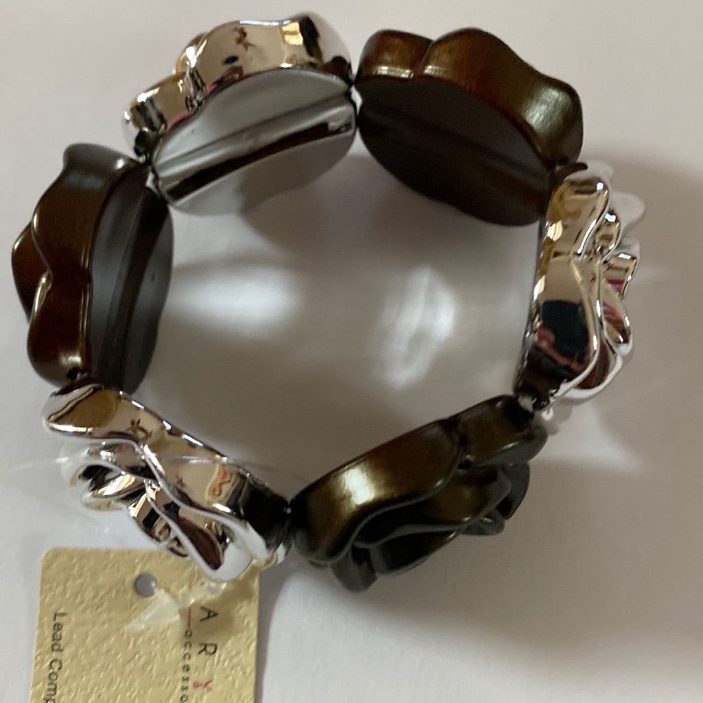 2/$12 Sale Brown Flower And Silver Stretchable Bracelet.
